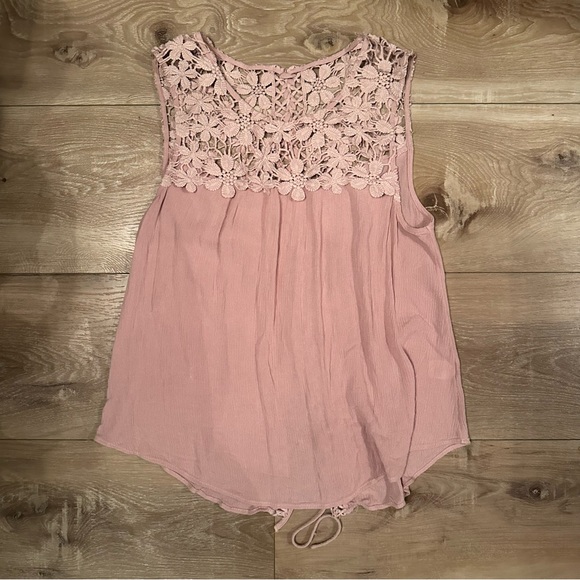 Vanity Tops Vanity Dusty Pink Crocheted Floral Lace Yolk Babydoll